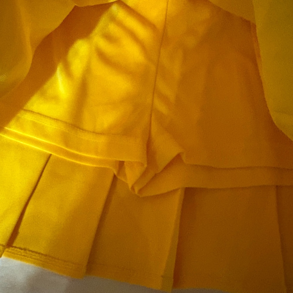 Yellow Pleated Women's Skirt - Picture 3 of 4